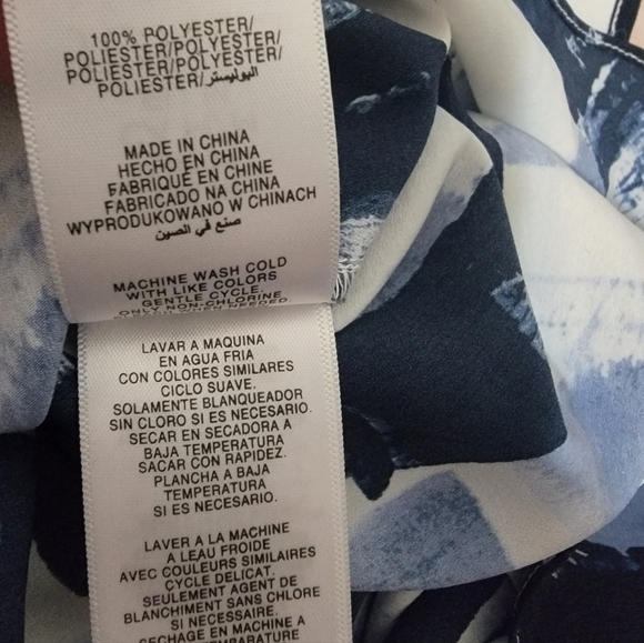 * Jones New York Signature Top - Picture 6 of 6